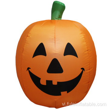 Bí ngô bơm hơi Halloween để trang trí